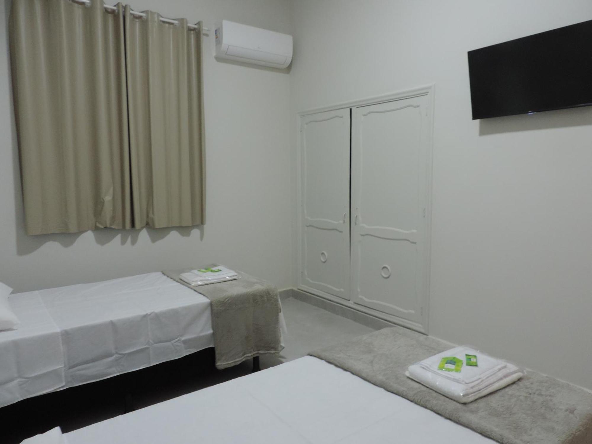 Sb Hospedaria Pousada Uberaba Eksteriør bilde