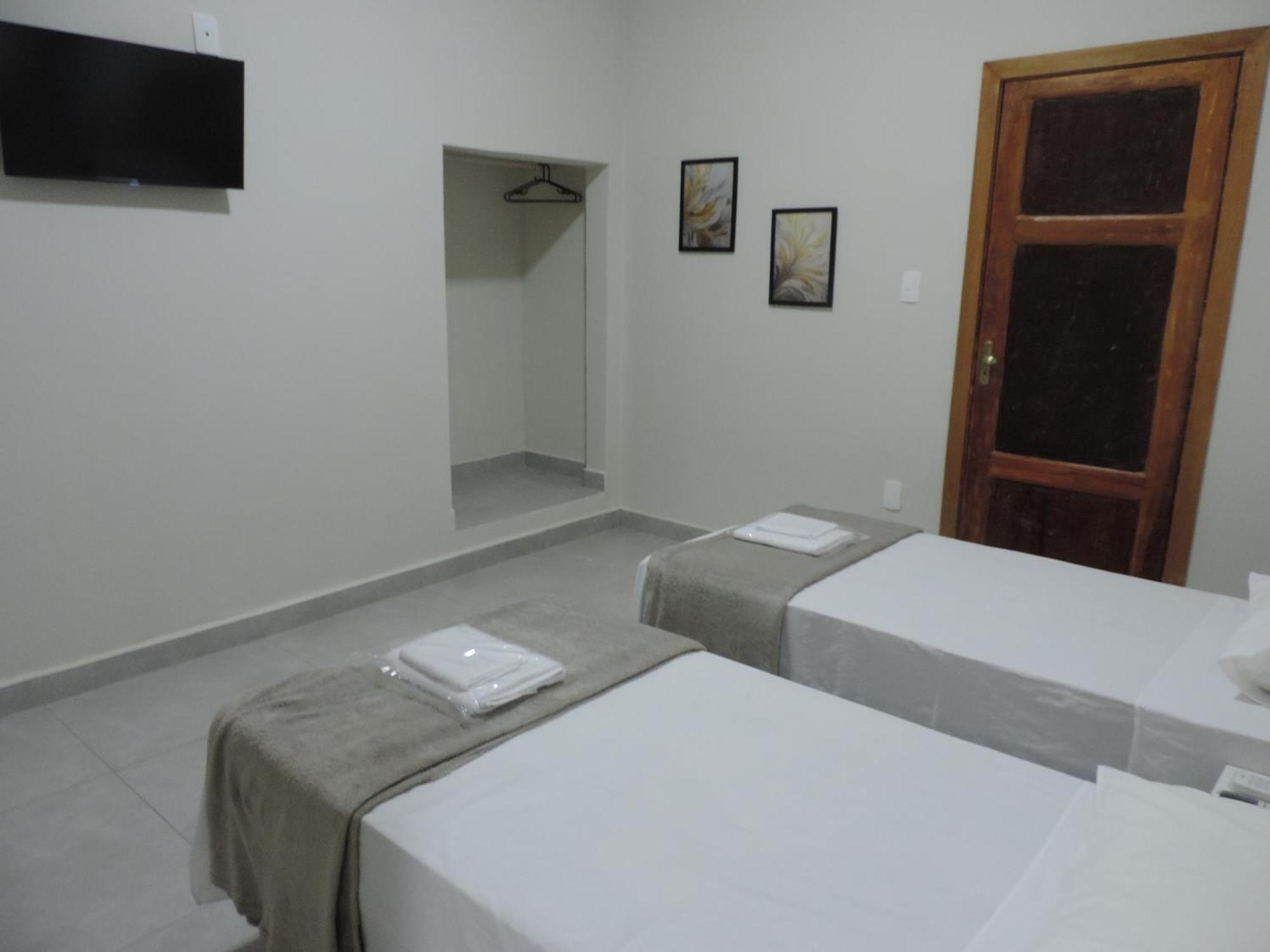 Sb Hospedaria Pousada Uberaba Eksteriør bilde