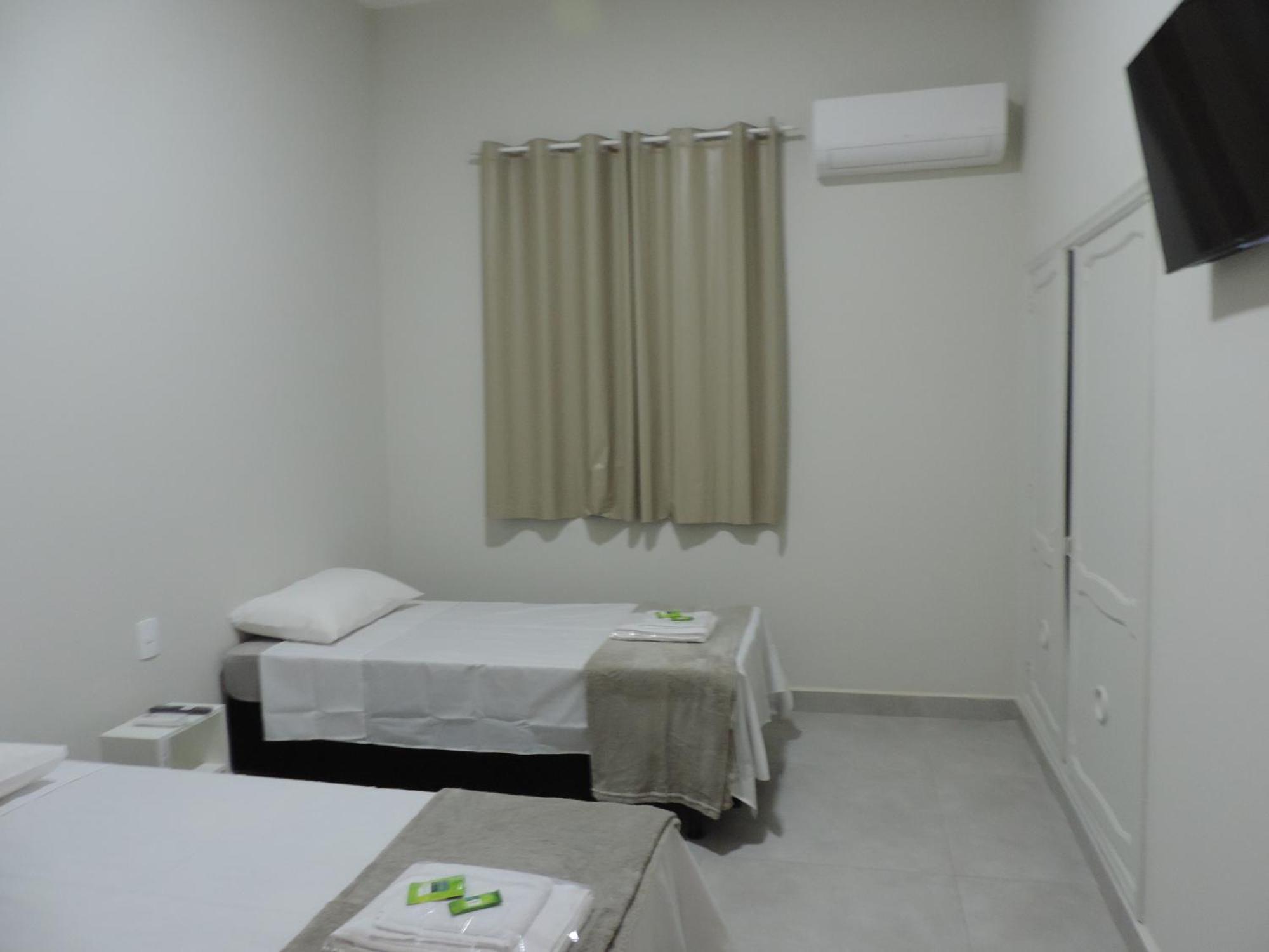 Sb Hospedaria Pousada Uberaba Eksteriør bilde